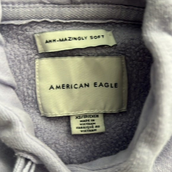 American Eagle size small amazingly soft lilac hoodie - Picture 2 of 2